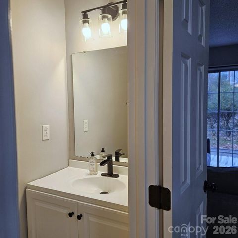 8291 Golf Ridge Drive, Charlotte, NC 28277