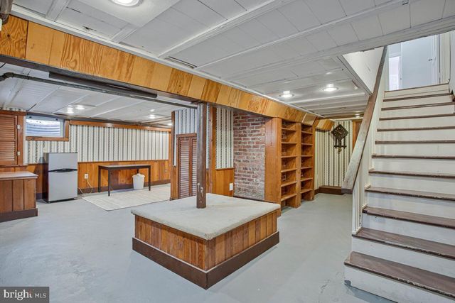 4212 LONGFELLOW ST, Hyattsville, MD 20781