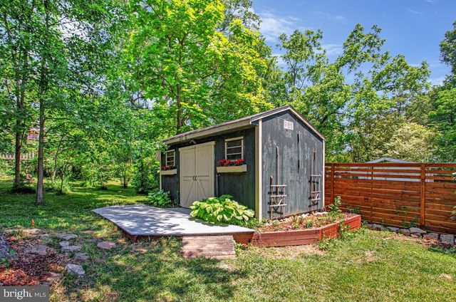4212 LONGFELLOW ST, Hyattsville, MD 20781