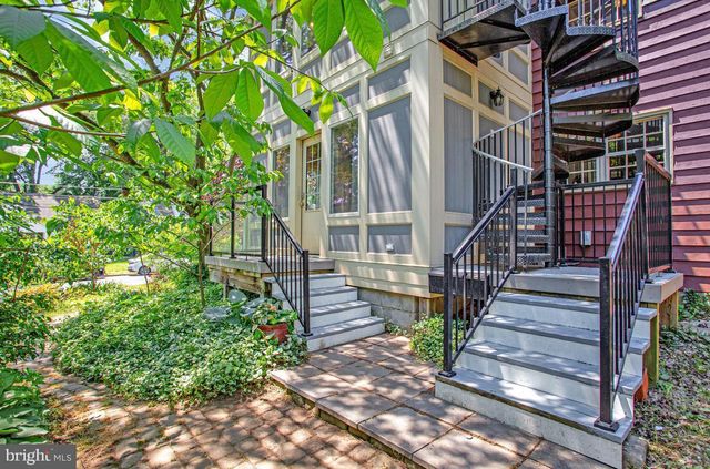 4212 LONGFELLOW ST, Hyattsville, MD 20781