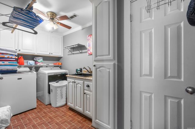 16 Woodcrest, Searcy, AR 72143