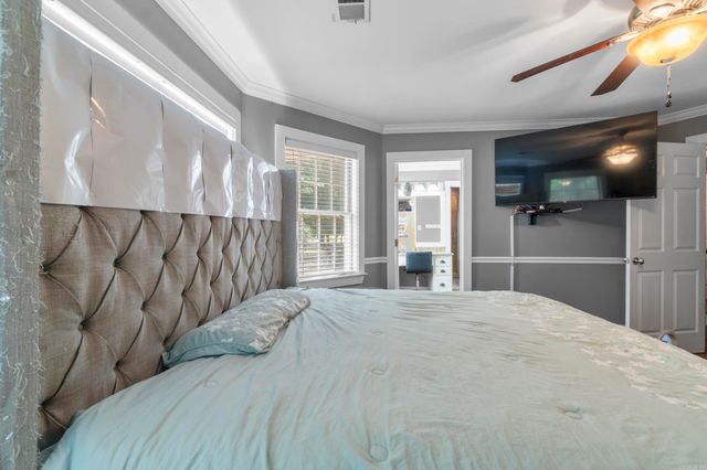 16 Woodcrest, Searcy, AR 72143