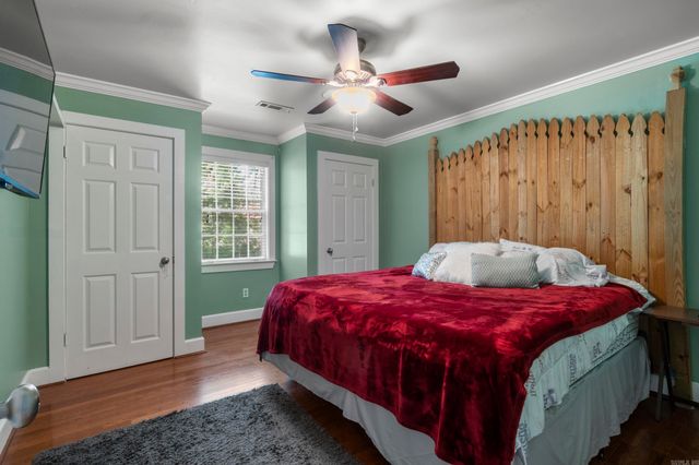 16 Woodcrest, Searcy, AR 72143