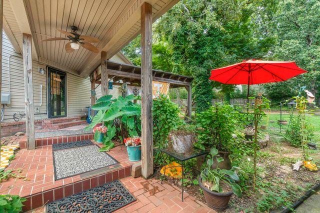 16 Woodcrest, Searcy, AR 72143