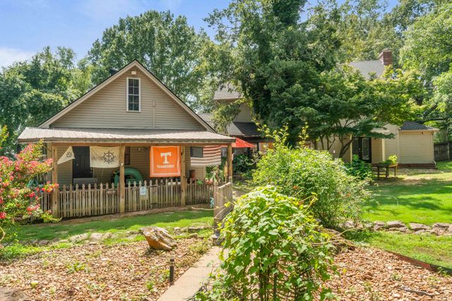 16 Woodcrest, Searcy, AR 72143