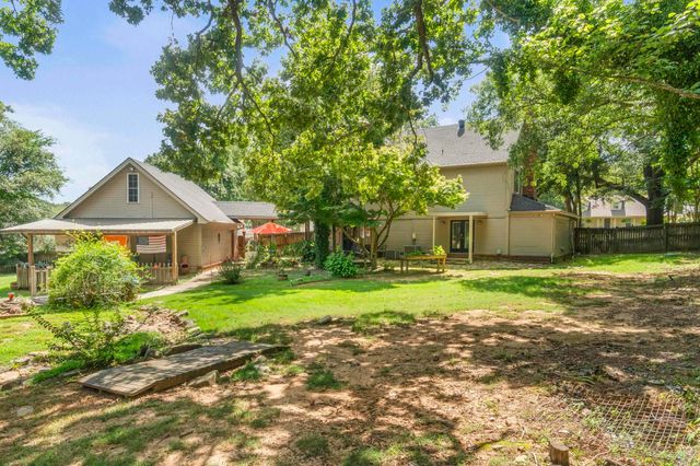 16 Woodcrest, Searcy, AR 72143