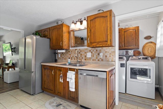 9125 Ford Lane, Mount Vernon, IN 47620