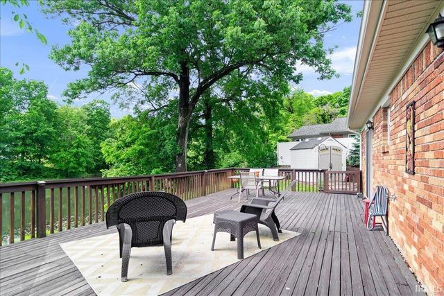 9125 Ford Lane, Mount Vernon, IN 47620