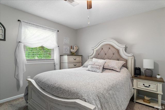 9125 Ford Lane, Mount Vernon, IN 47620
