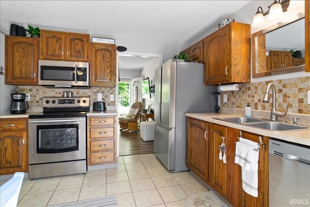 9125 Ford Lane, Mount Vernon, IN 47620