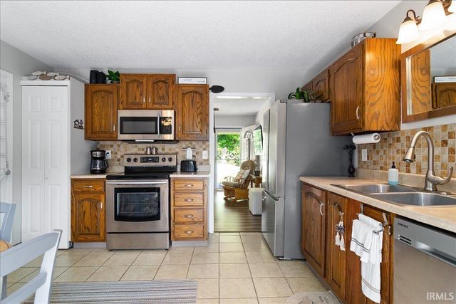 9125 Ford Lane, Mount Vernon, IN 47620