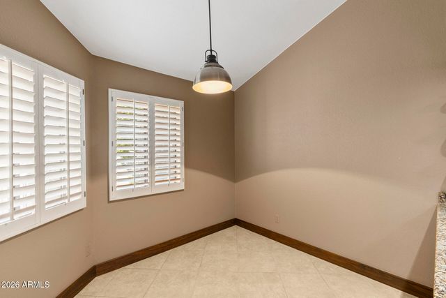 735 E GARDENIA Drive, Phoenix, AZ 85020