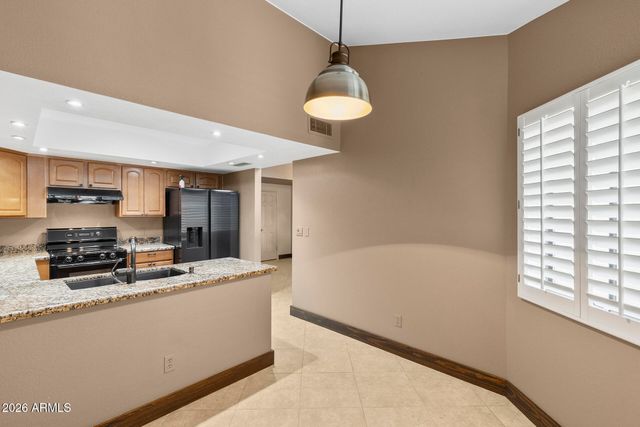 735 E GARDENIA Drive, Phoenix, AZ 85020