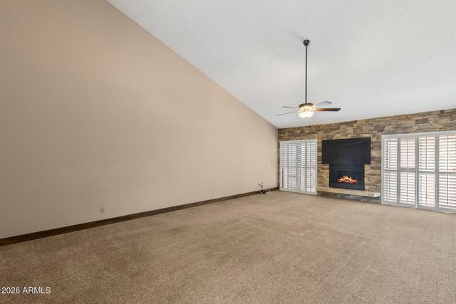 735 E GARDENIA Drive, Phoenix, AZ 85020