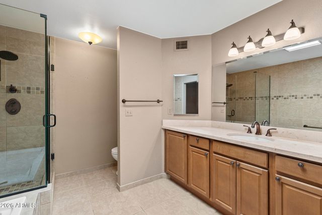 735 E GARDENIA Drive, Phoenix, AZ 85020