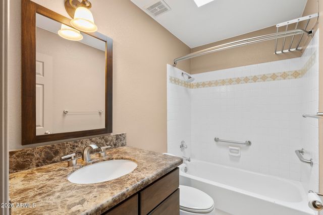 735 E GARDENIA Drive, Phoenix, AZ 85020