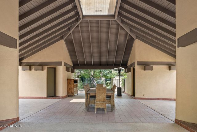 735 E GARDENIA Drive, Phoenix, AZ 85020