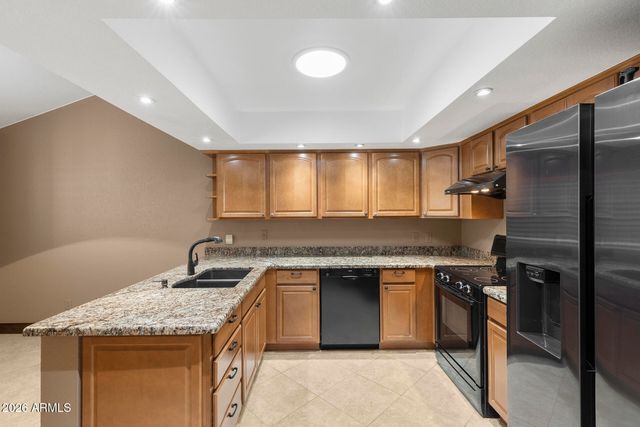 735 E GARDENIA Drive, Phoenix, AZ 85020