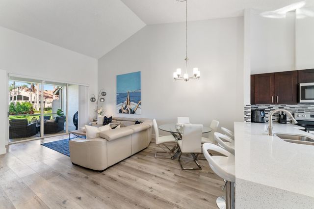 1903 Rosewood Way, Palm Beach Gardens, FL 33418