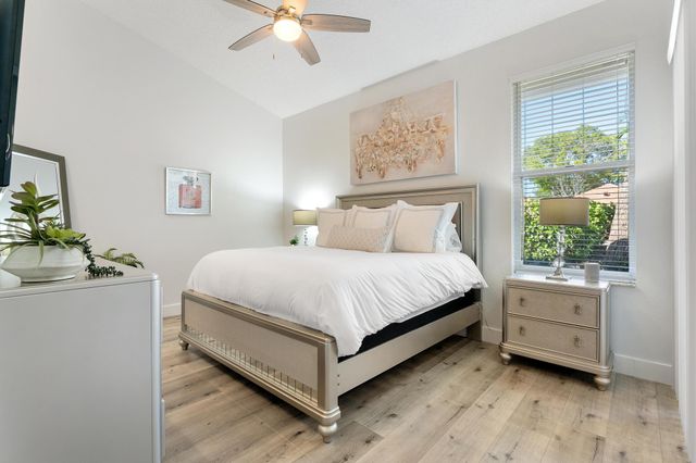 1903 Rosewood Way, Palm Beach Gardens, FL 33418