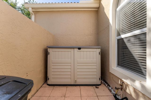 1903 Rosewood Way, Palm Beach Gardens, FL 33418