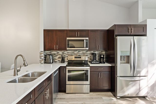 1903 Rosewood Way, Palm Beach Gardens, FL 33418