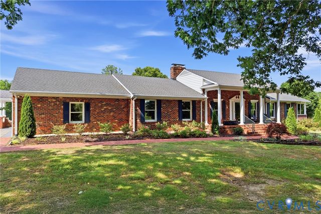 13300 W Patrick Henry Rd, Doswell, VA 23047