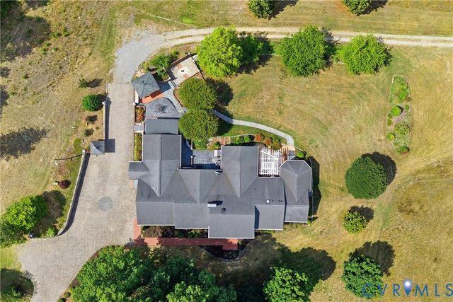 13300 W Patrick Henry Rd, Doswell, VA 23047