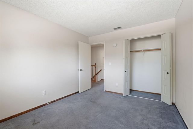 3923 Oak Villa Cir, Carmichael, CA 95608