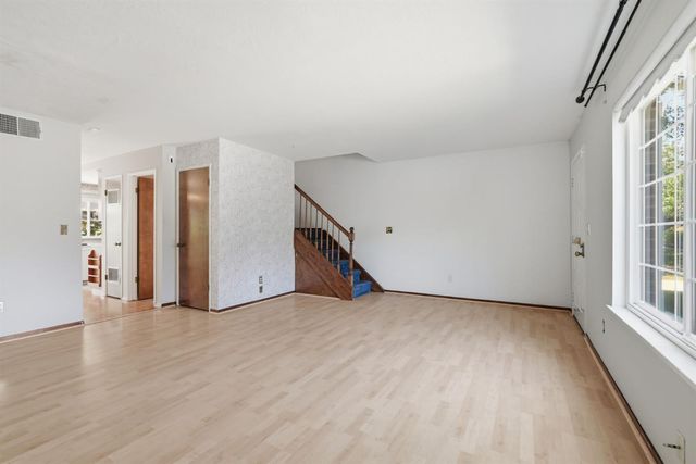 3923 Oak Villa Cir, Carmichael, CA 95608