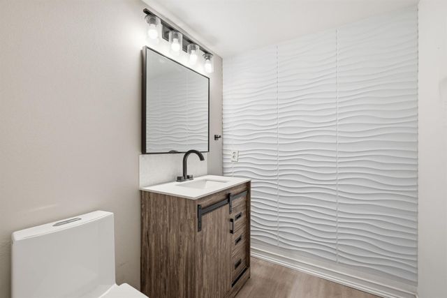 3923 Oak Villa Cir, Carmichael, CA 95608