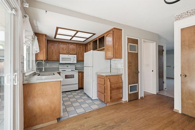 3923 Oak Villa Cir, Carmichael, CA 95608