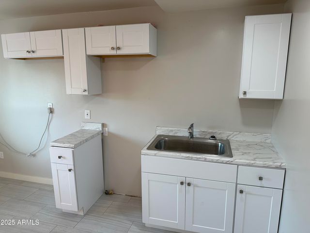 315 S BECK Avenue, Tempe, AZ 85281