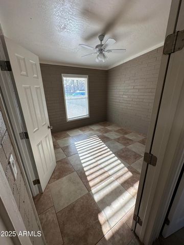 315 S BECK Avenue, Tempe, AZ 85281