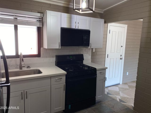 315 S BECK Avenue, Tempe, AZ 85281