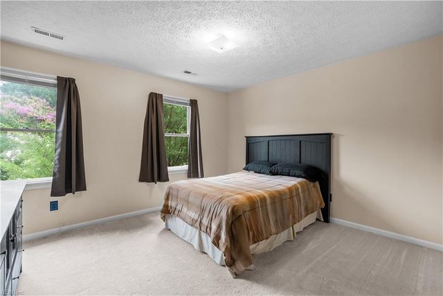 857 Ventnor DR, Newport News, VA 23608