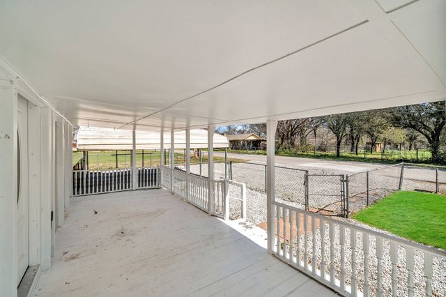 109 Halsell Street, Bridgeport, TX 76426