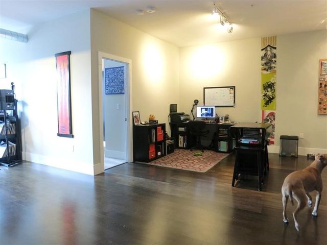 154 W 2nd St 219, Boston, MA 02127
