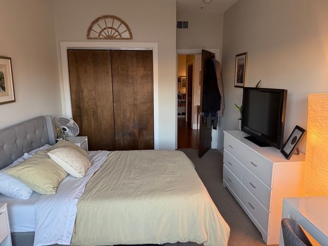 154 W 2nd St 219, Boston, MA 02127
