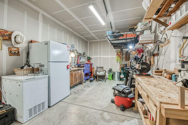 4534 Hillside Road, Madera, CA 93636