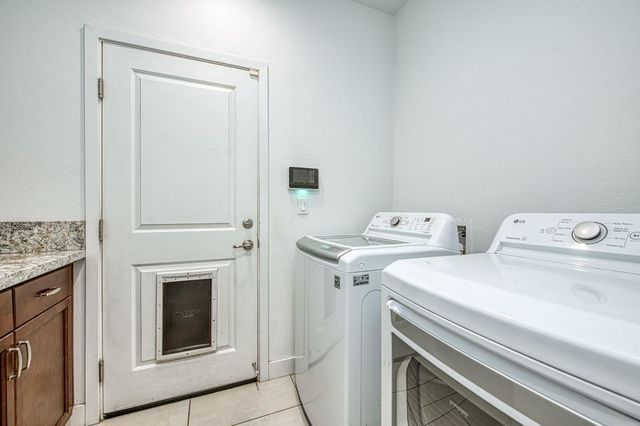 4534 Hillside Road, Madera, CA 93636