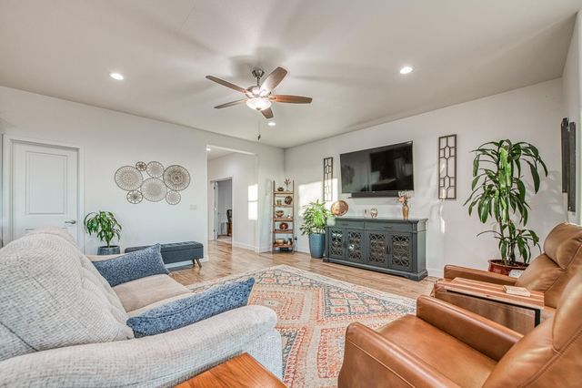 4534 Hillside Road, Madera, CA 93636