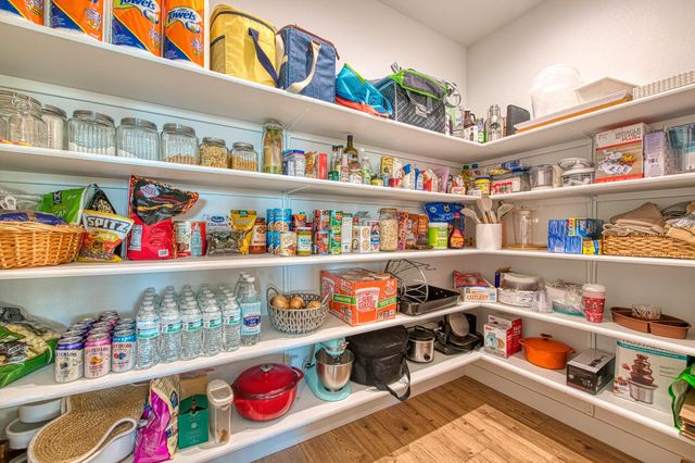 4534 Hillside Road, Madera, CA 93636