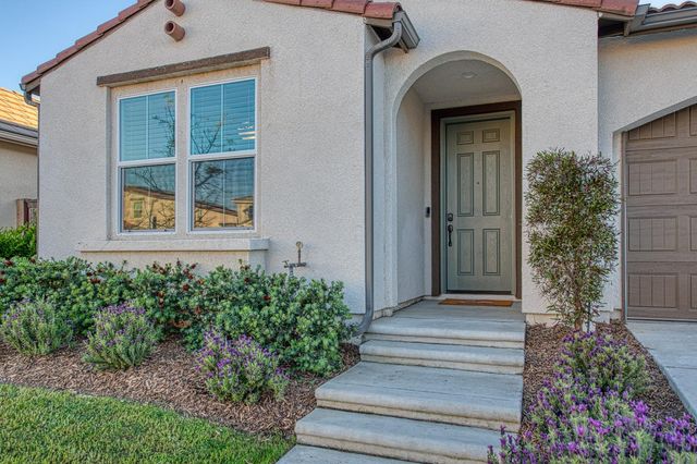 4534 Hillside Road, Madera, CA 93636