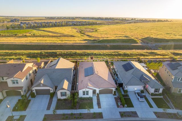 4534 Hillside Road, Madera, CA 93636