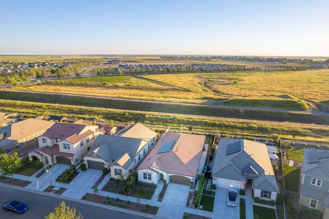 4534 Hillside Road, Madera, CA 93636