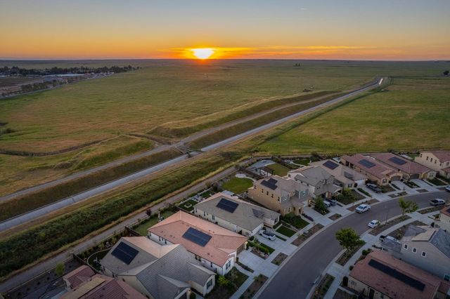 4534 Hillside Road, Madera, CA 93636