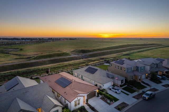 4534 Hillside Road, Madera, CA 93636