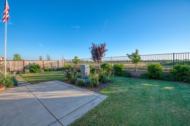 4534 Hillside Road, Madera, CA 93636