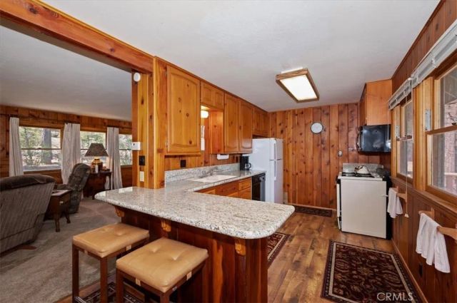 1012 E Country Club, Big Bear City, CA 92314